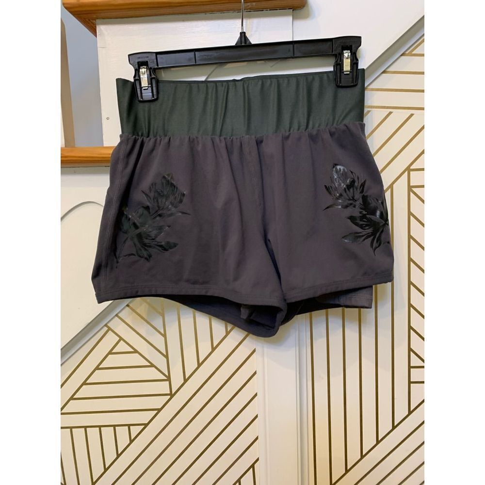 Fabletics Womens Shorts Gray and Black Size XS